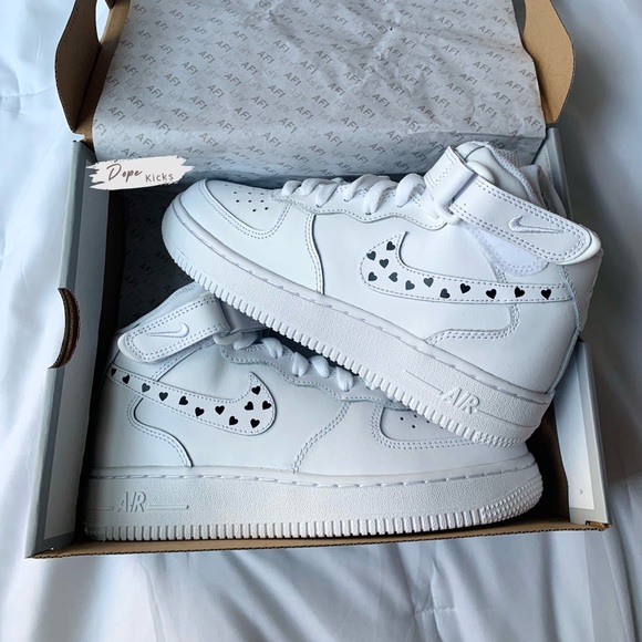 Custom Black Hearts Air Force 1 Mids - Picture 2 of 2